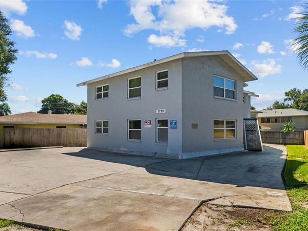 1229 FRANKLIN CIRCLE SE, CLEARWATER, FL 33756