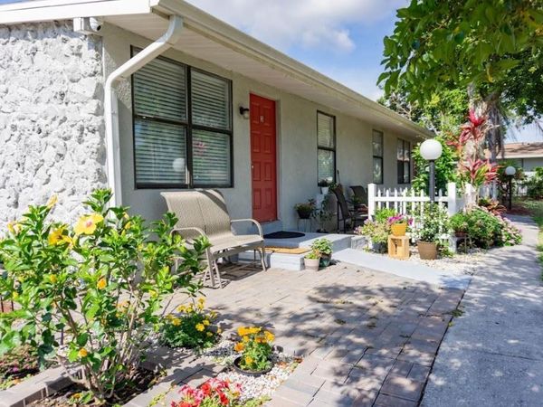 1400 STRAWBERRY PLACE , Unit 34, PLANT CITY, FL 33563