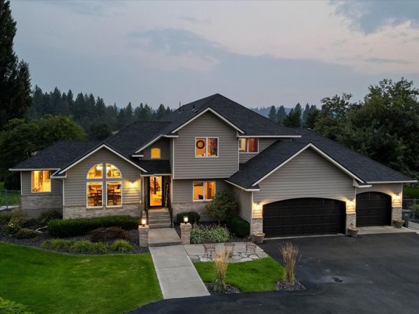 9615 W Melville Rd, Cheney, WA 99004
