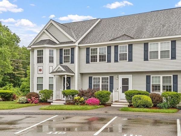 11 Merrimac Way, Unit B, Tyngsborough, MA 01879