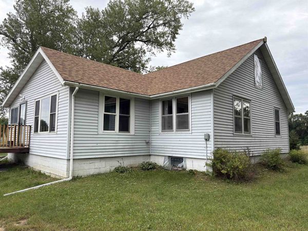 N1640 19th Avenue, Wautoma, WI 54982