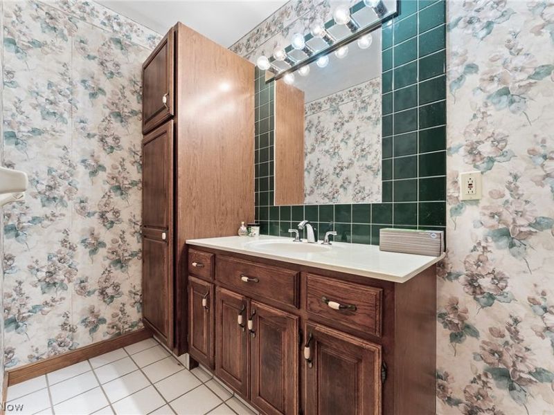 594 Shadydale Drive, Canfield, OH 44406 Photo 15