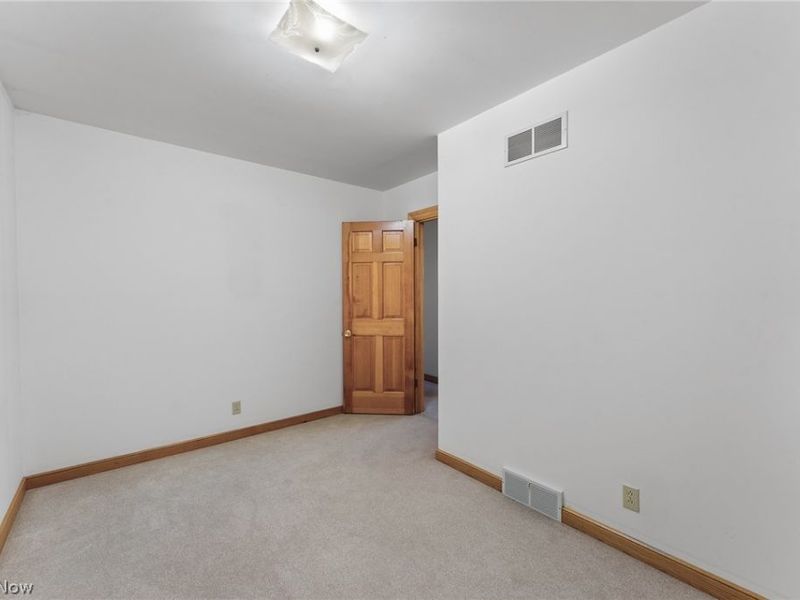 594 Shadydale Drive, Canfield, OH 44406 Photo 21