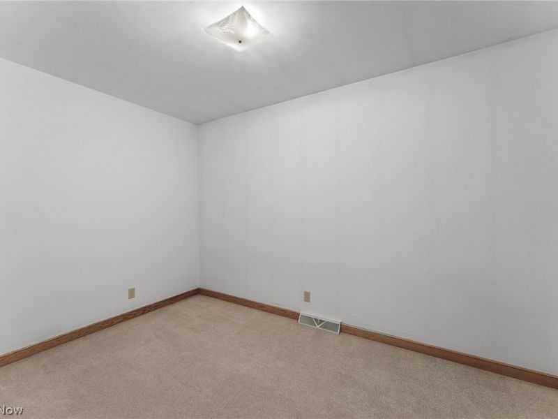 594 Shadydale Drive, Canfield, OH 44406 Photo 22