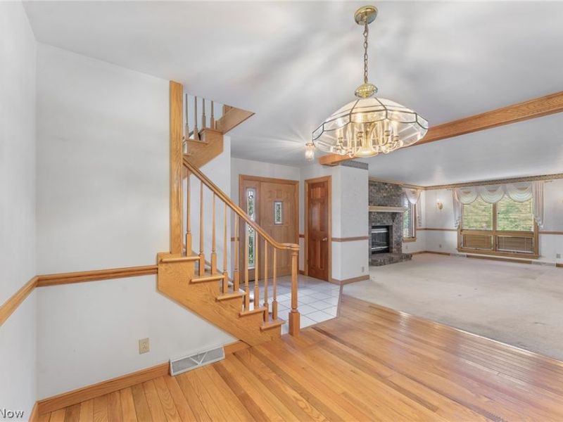 594 Shadydale Drive, Canfield, OH 44406 Photo 5