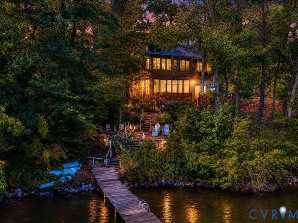 97 Overlook Lane , Burgess, VA 22432