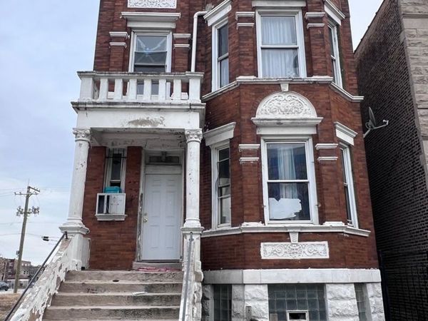 1609 S Central Park Avenue , Chicago, IL 60623