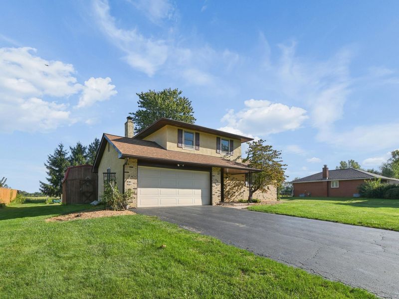 82 Imperial Drive SW, Etna, OH 43062 Photo 2