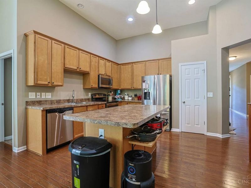 954 London Court, Union Township, OH 45245 Photo 9