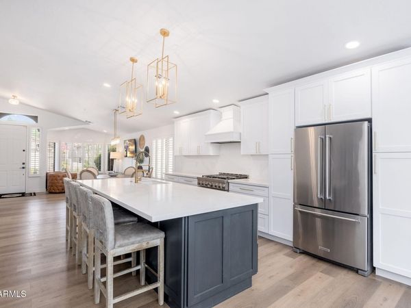 10215 E HILLERY Drive, Scottsdale, AZ 85255