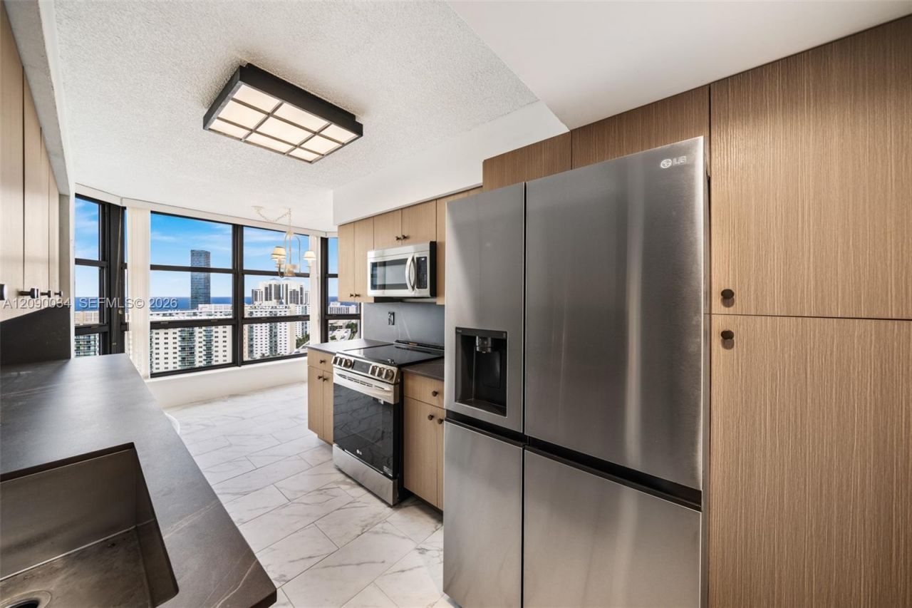 19195 Mystic Pointe Dr , Unit 2406, Aventura, FL 33180 Photo