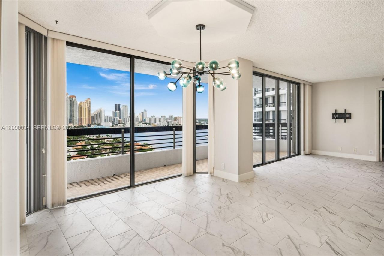 19195 Mystic Pointe Dr , Unit 2406, Aventura, FL 33180 Photo