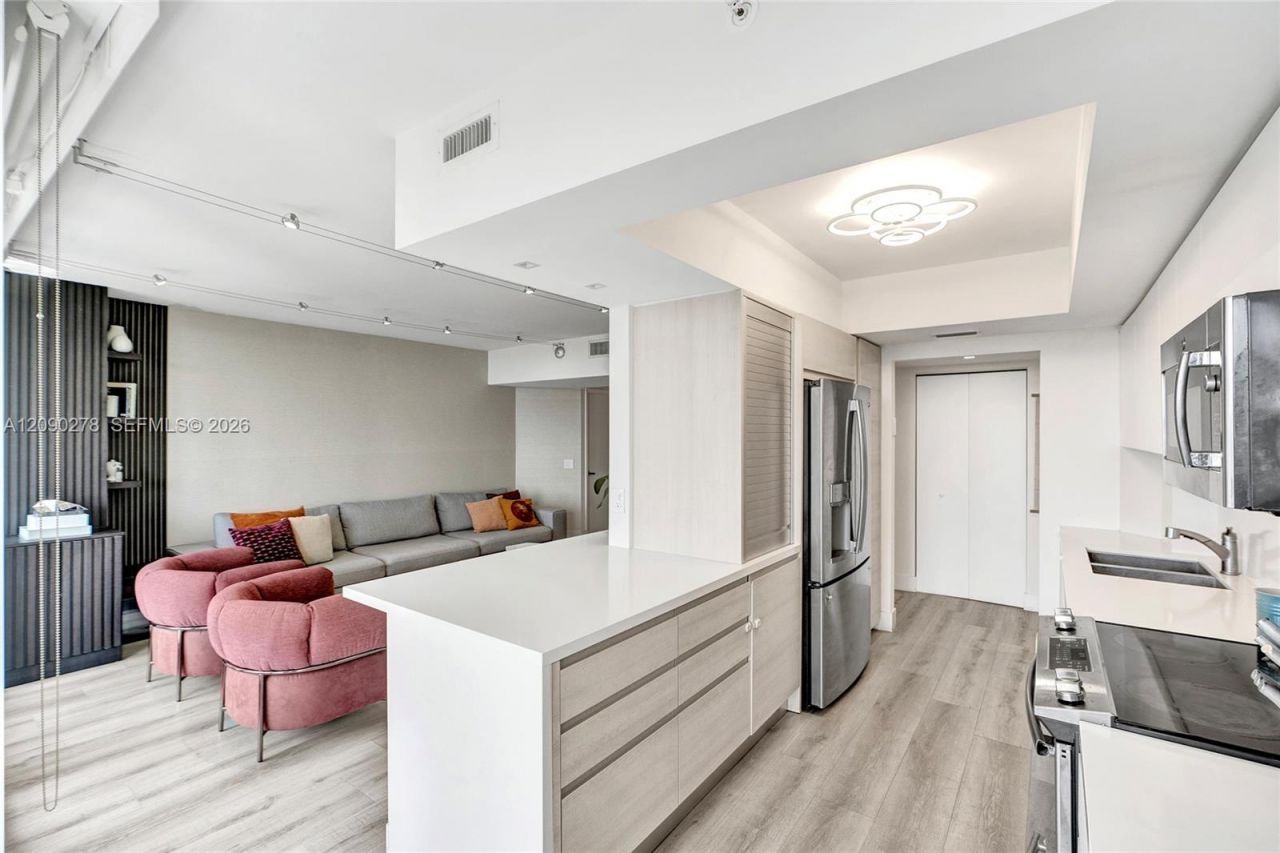 21055 Yacht Club Dr, Unit 901, Aventura, FL 33180 Photo