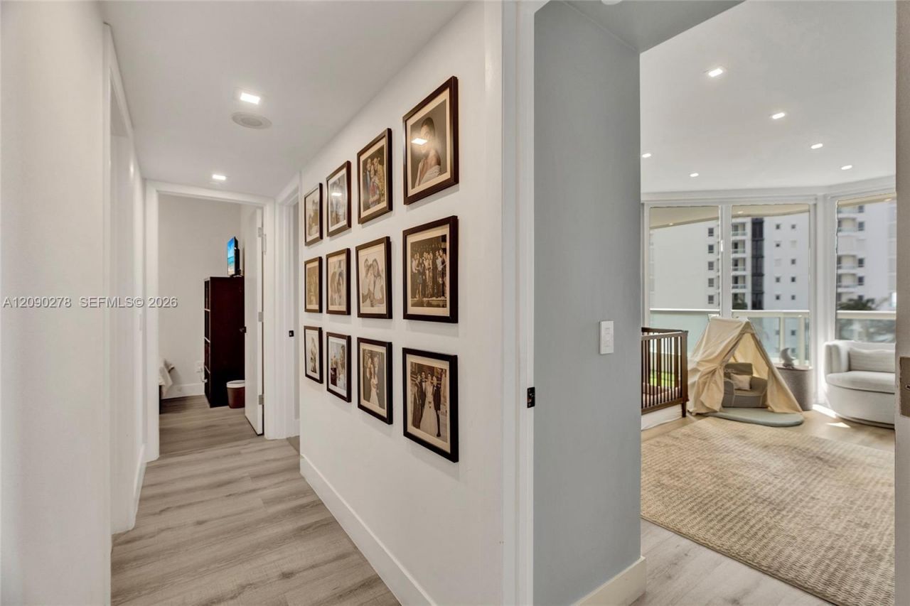 21055 Yacht Club Dr, Unit 901, Aventura, FL 33180 Photo