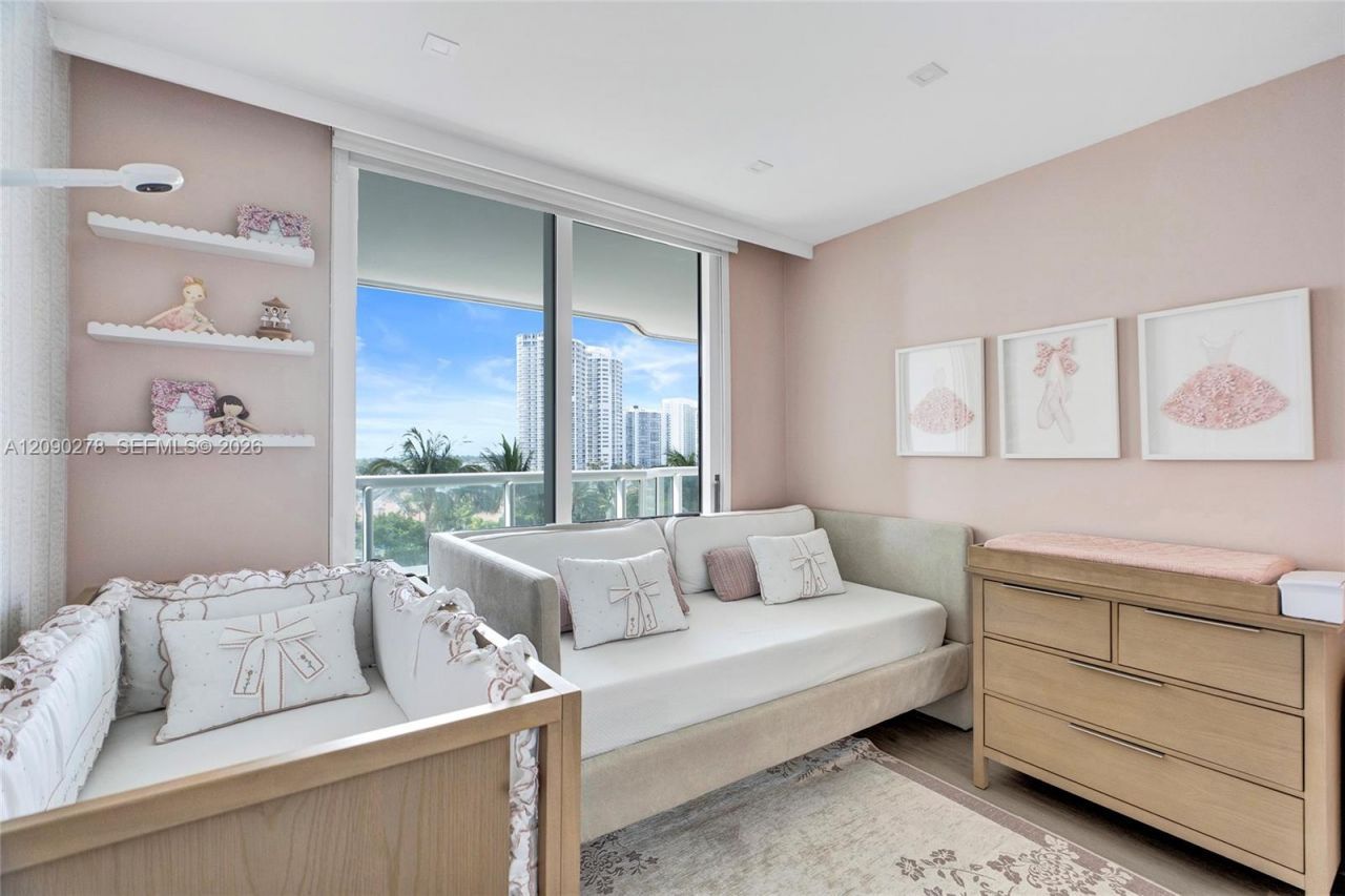 21055 Yacht Club Dr, Unit 901, Aventura, FL 33180 Photo