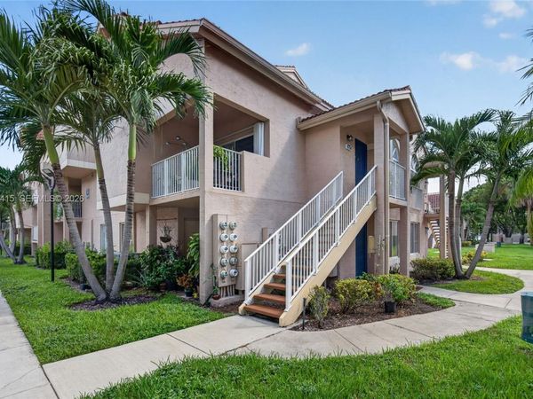 10451 SW 157th Pl , Unit 207, Miami, FL 33196