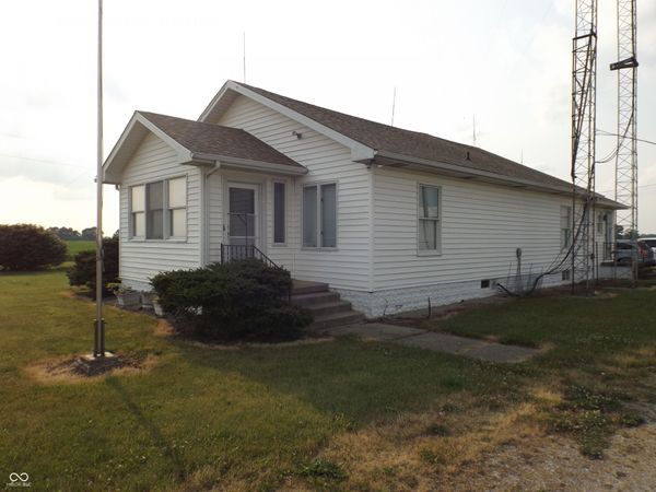 116 W 350 Road S, Shelbyville, IN 46176