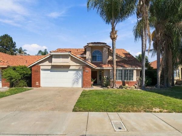 1014 Neal Street, Los Banos, CA 93635