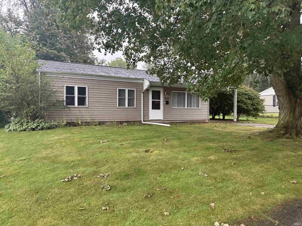 4532 E Macgregor Road, South Bend, IN 46614