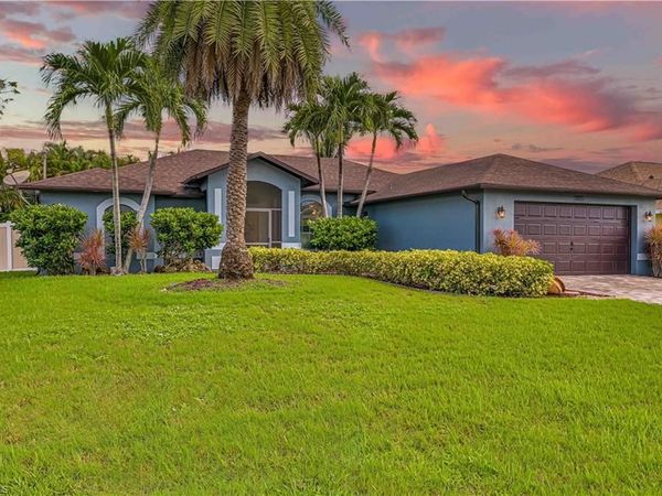 1817 SW 21st TER , CAPE CORAL, FL 33991