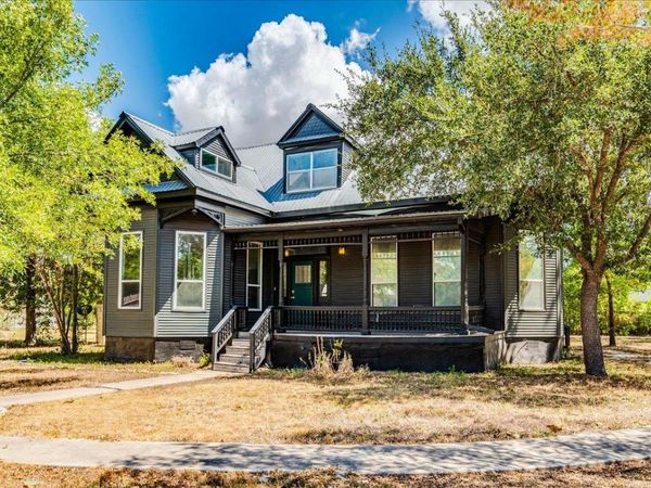 302 N Fm 1660 Highway, Hutto, TX 78634