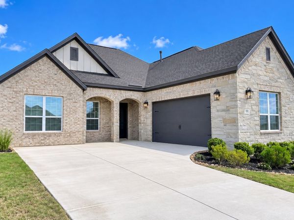 191 Azalea Aly, Castroville, TX 78009