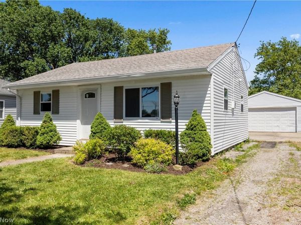 311 Brandtson Avenue , Elyria, OH 44035