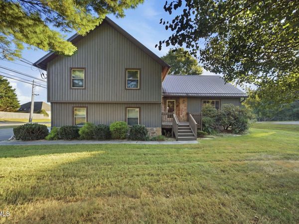 3301 Pine Timbers Drive, Johnson City, TN 37604