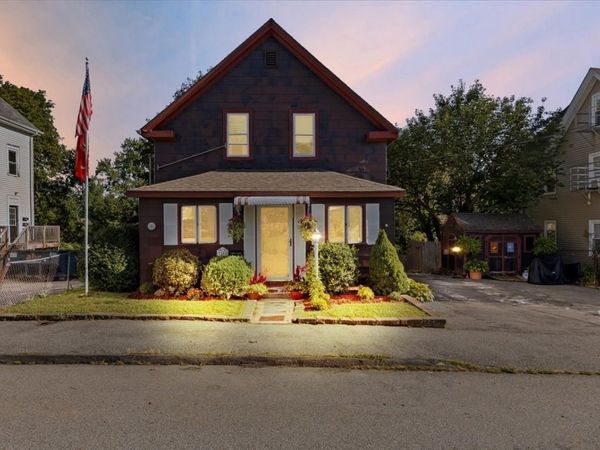35 Godfrey St, Taunton, MA 02780