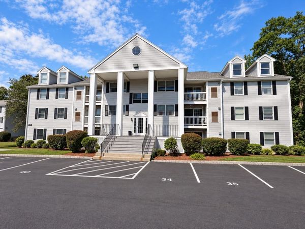 1830 Main Street, Unit 42, Tewksbury, MA 01876