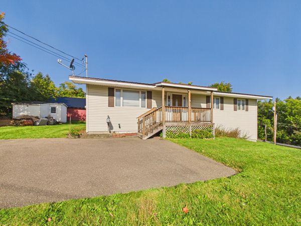 3 Maple Avenue , Caribou, ME 04736