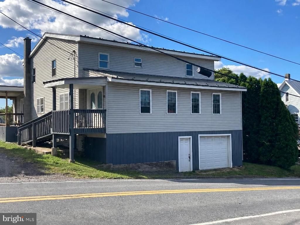 107 N GOOD SPRING ROAD , HEGINS, PA 17938