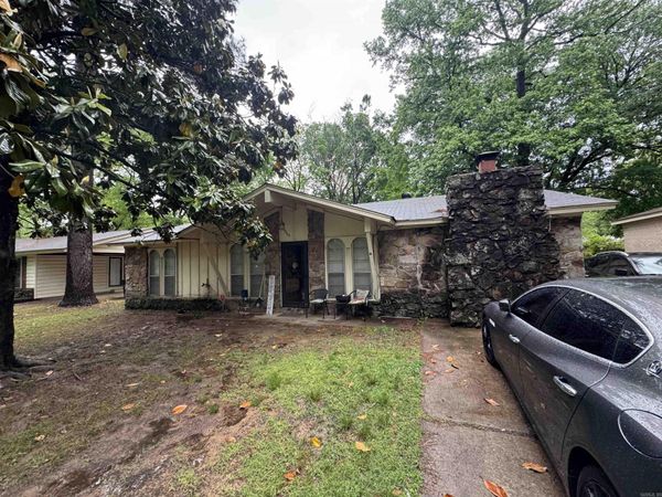 1009 Towering Oaks Dr , Jacksonville, AR 72076