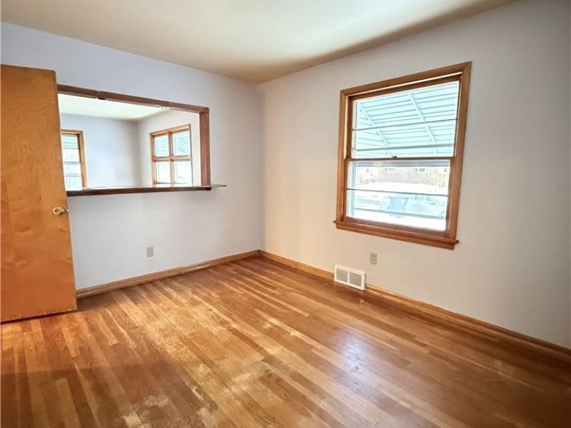 934 Nevin Street , Akron, OH 44310 Photo 10