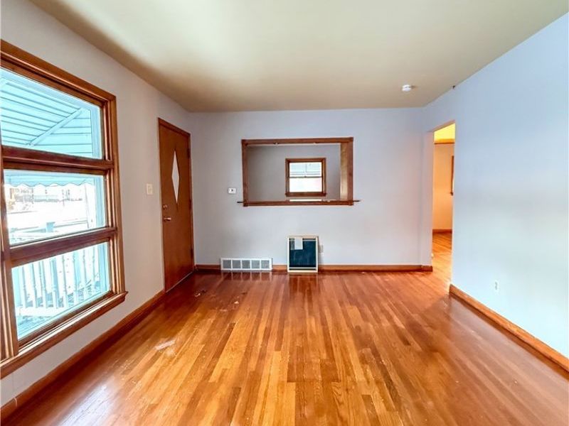 934 Nevin Street , Akron, OH 44310 Photo 12