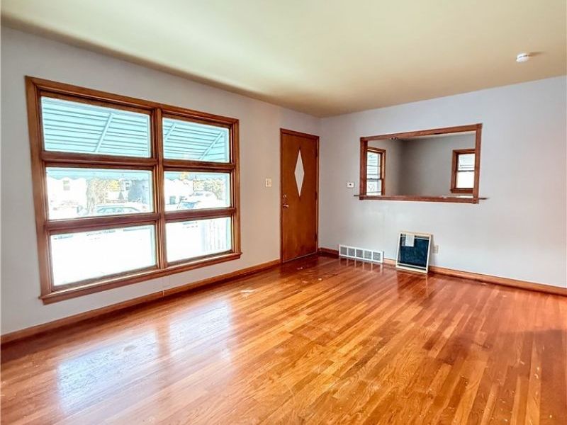 934 Nevin Street , Akron, OH 44310 Photo 13