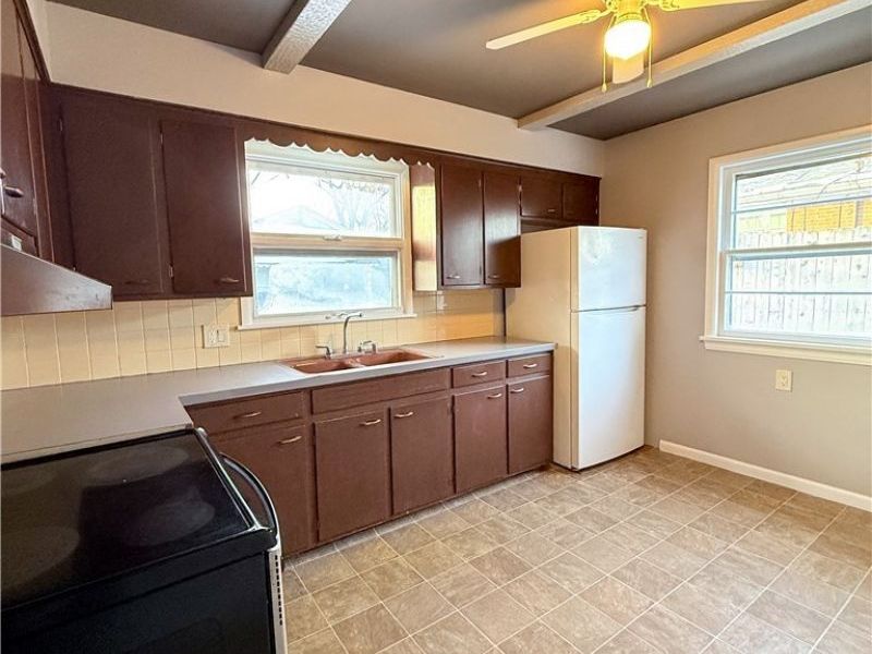 934 Nevin Street , Akron, OH 44310 Photo 17