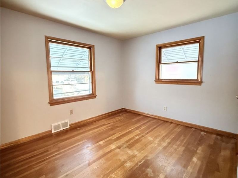 934 Nevin Street , Akron, OH 44310 Photo 21