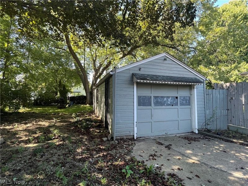 934 Nevin Street , Akron, OH 44310 Photo 3