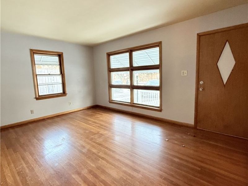 934 Nevin Street , Akron, OH 44310 Photo 8