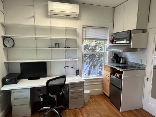 15 Arlington St, Unit 2R, Cambridge, MA 02140