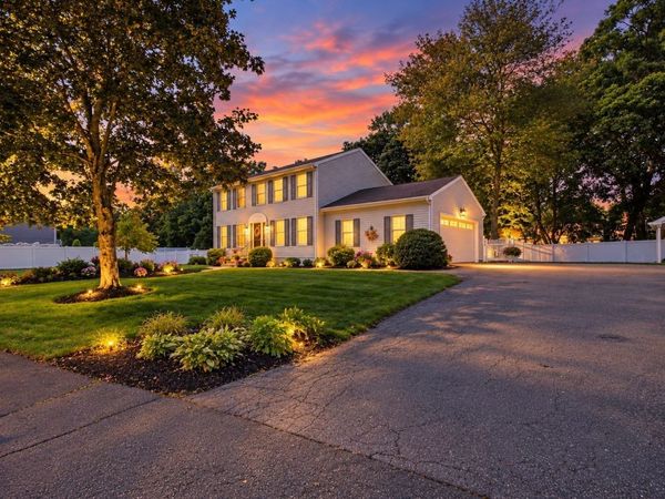5 Amherst Road, Wilmington, MA 01887