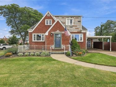 192 Eastland Parkway , Buffalo, NY 14225
