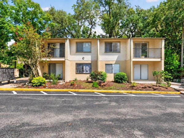 1015 SW 9TH STREET, Unit C24, GAINESVILLE, FL 32601