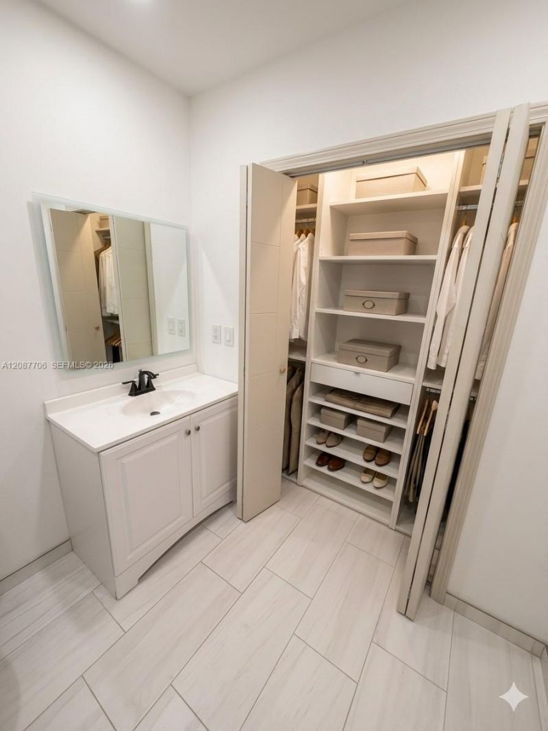 510 NE 161st St , Miami, FL 33162 Photo