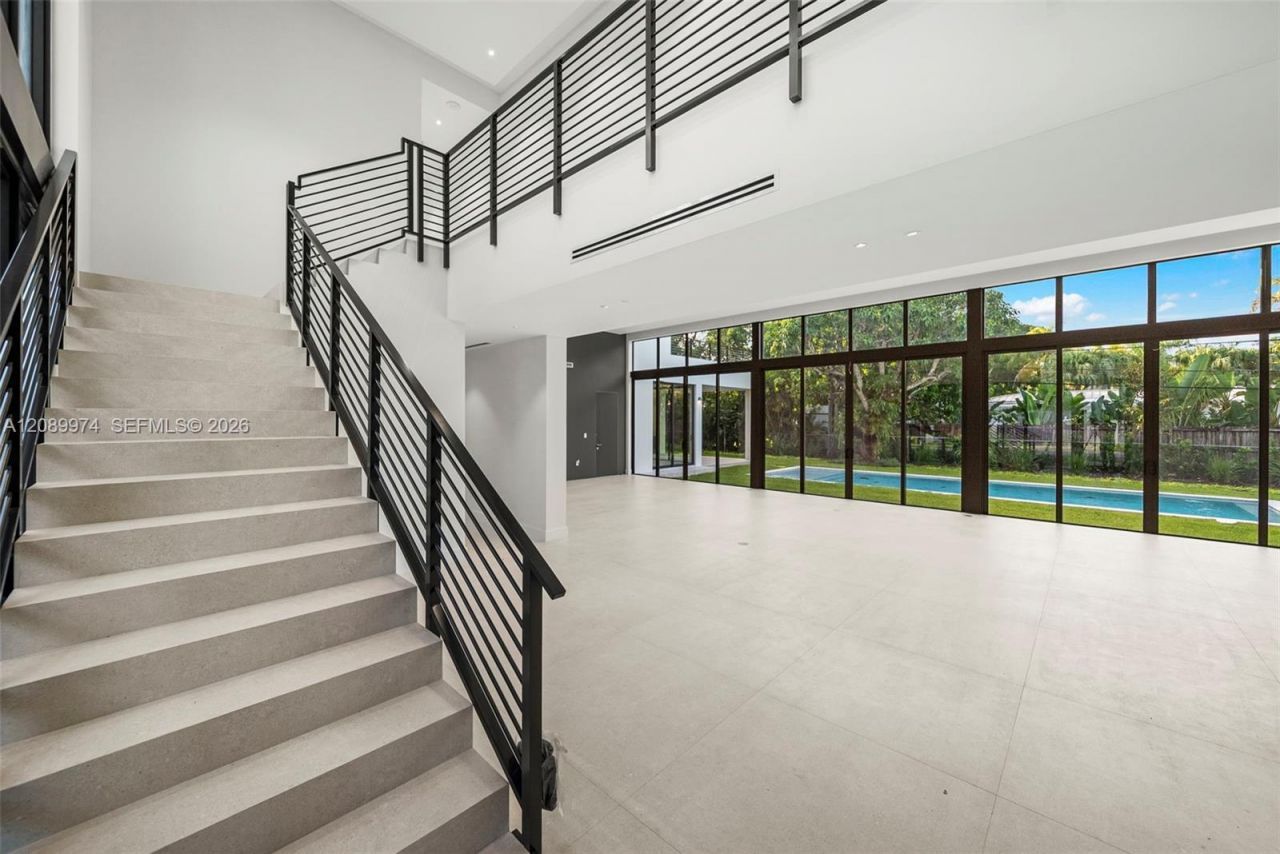 5921 SW 84th St, South Miami, FL 33143 Photo
