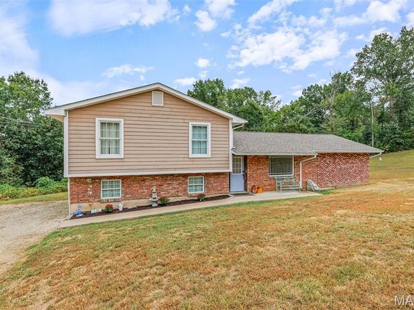 2609 Parthenon Drive, De Soto, MO 63020