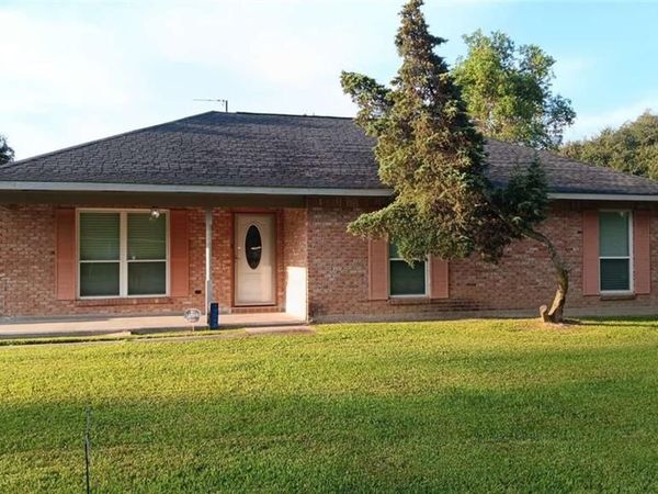 13045 HEATHER Drive, Walker, LA 70785