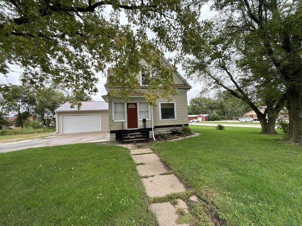 803 W Milwaukee Ave, Storm Lake, IA 50588