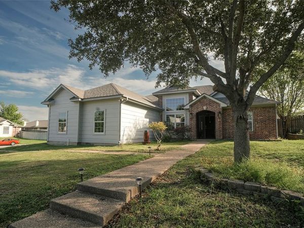 10100 Seville Court , Waco, TX 76708